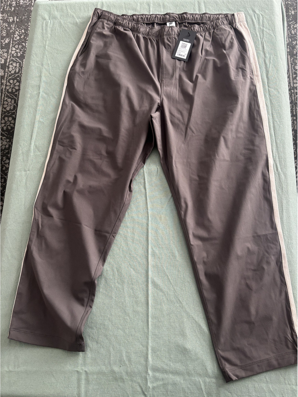 Fabletics Men's XX-Large Slate Tapered Pants with Side Zip